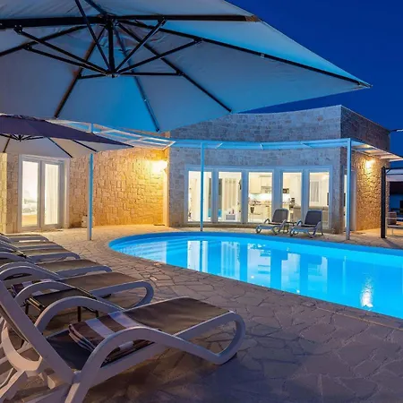 Feriatum Lissa Ferienhaus