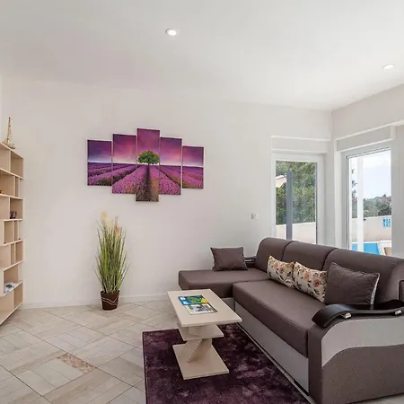 Feriatum Lissa Ferienhaus