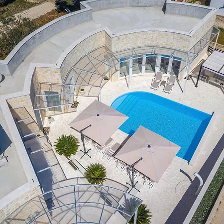 Feriatum Lissa Zadar