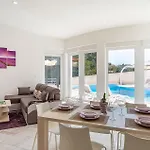 Feriatum Lissa Zadar