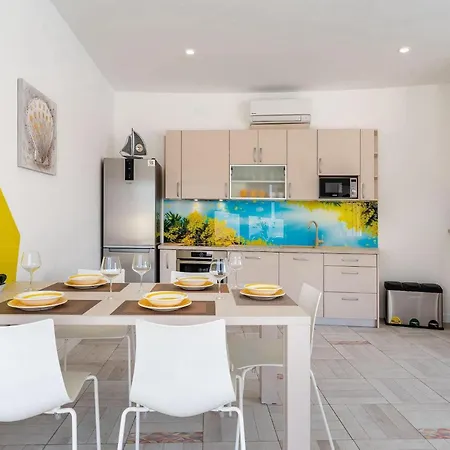 Feriatum Lissa Сasa de vacaciones *